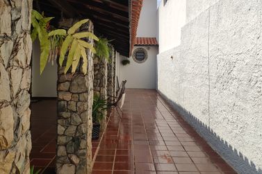 Casa &agrave; venda - 230m&sup2; - JARDIM PROGRESSO