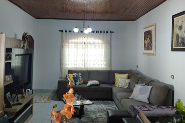 Casa &agrave; venda - 230m&sup2; - JARDIM PROGRESSO