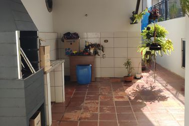 Casa &agrave; venda - 230m&sup2; - JARDIM PROGRESSO