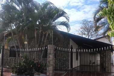 Casa &agrave; venda - 230m&sup2; - JARDIM PROGRESSO