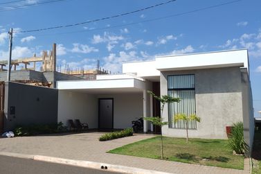 Casa &agrave; venda - 173m&sup2; - Condom&iacute;nio Parthenon