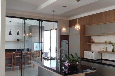 Casa &agrave; venda - 173m&sup2; - Condom&iacute;nio Parthenon