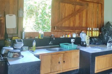 Ch&aacute;cara &agrave; venda - 2500m&sup2; - VILA RURAL AGUIA DOURADA