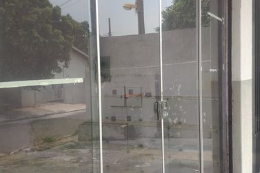 Sal&atilde;o Comercial &agrave; venda - 250m&sup2; - Jardim Simone
