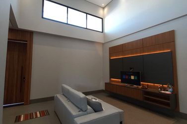 Casa &agrave; venda - 232m&sup2; - Jardim Oasis