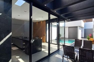 Casa &agrave; venda - 232m&sup2; - Jardim Oasis