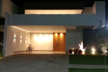 Casa &agrave; venda - 232m&sup2; - Jardim Oasis