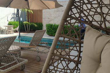 Casa &agrave; venda - 220m&sup2; - Centro 