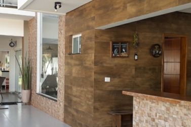 Casa &agrave; venda - 260m&sup2; - Itaguaj&eacute; 