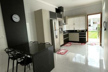Casa &agrave; venda - 145m&sup2; - Centro