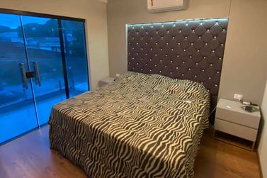 Casa &agrave; venda - 215m&sup2; - Centro 