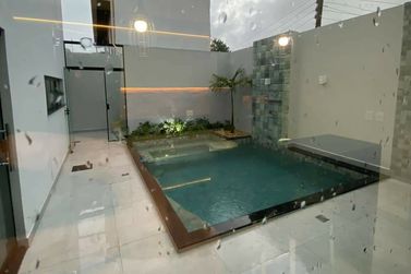 Casa &agrave; venda - 215m&sup2; - Centro 