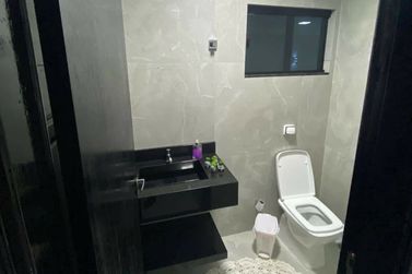 Casa &agrave; venda - 215m&sup2; - Centro 