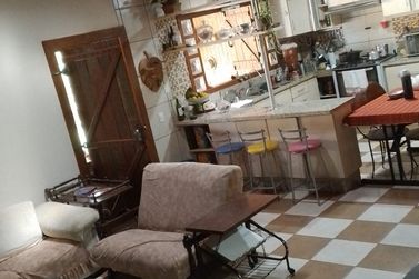 Ch&aacute;cara &agrave; venda - 270m&sup2; - Jardim S&atilde;o Jorge
