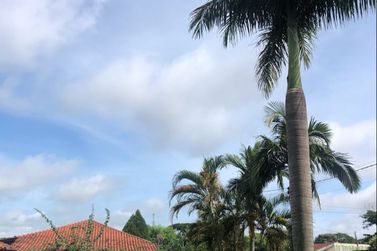 Ch&aacute;cara &agrave; venda - 270m&sup2; - Jardim S&atilde;o Jorge