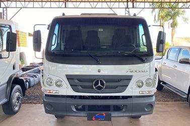 MERCEDES-BENZ Accelo