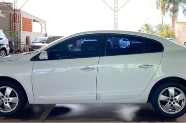 Renault FLUENCE