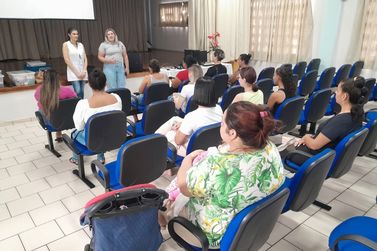 Assis. Social e Senac promovem aula inaugural do curso de Maquiador Profissional