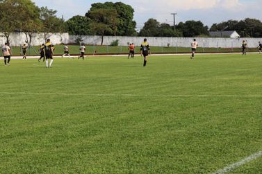 Abertura do Municipal de Futebol de Campo é marcada por 46 gols