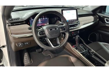 Jeep Commander