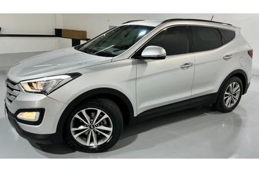Hyundai Santa