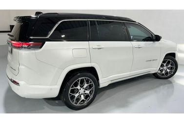 Jeep Commander