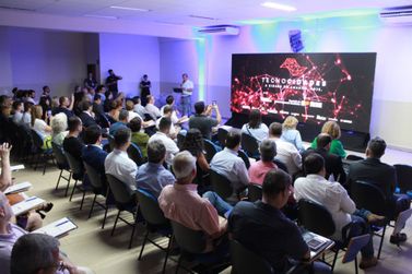 Governo de SP apoia cidades da região de Araçatuba para acelerar chegada do 5G