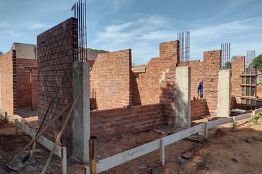 Obras do novo prédio do CEIM/EMEI Planalto estão na fase de finalização de vigas