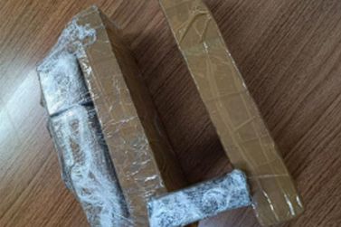 Pol&iacute;cia Militar prende mulher por tr&aacute;fico de drogas em Pen&aacute;polis
