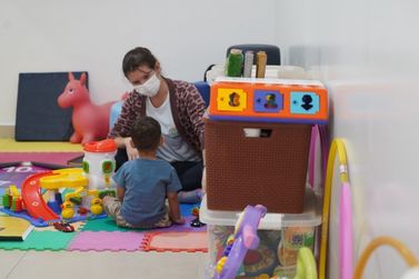 Ara&ccedil;atuba dobra vagas de atendimento a crian&ccedil;as com atraso no desenvolvimento