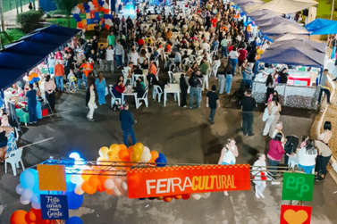 Feira Cultural de Avanhandava completa um ano com festa na Pra&ccedil;a da Biblioteca