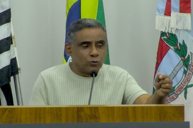 Tiquinho aceita debate sobre precat&oacute;rios e compara arrecada&ccedil;&atilde;o da Prefeitura de Pen&aacute;polis