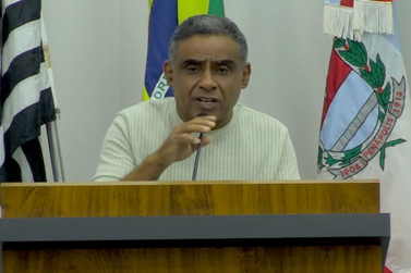 Tiquinho apresenta documento sobre diss&iacute;dios da Santa Casa e cobra reposi&ccedil;&otilde;es n&atilde;o pagas