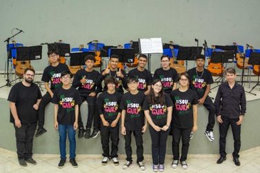 Clementina recebe Camerata de Viol&otilde;es do GURI Ara&ccedil;atuba
