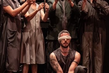 Espet&aacute;culo inspirado em &Eacute;dipo abre programa&ccedil;&atilde;o de anivers&aacute;rio de Pen&aacute;polis