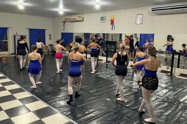 N&uacute;cleo Municipal de Dan&ccedil;a de Pen&aacute;polis abre matr&iacute;culas para vagas remanescentes