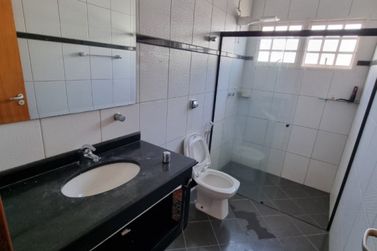 Casa &agrave; venda - 261m&sup2; - Parque Residencial Village