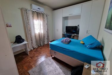 Ch&aacute;cara &agrave; venda - 850m&sup2; - Vila Anselmo
