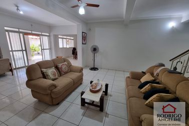 Casa &agrave; venda - Ch&aacute;cara Palestina