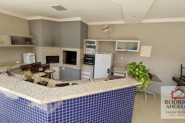Casa &agrave; venda - Centro