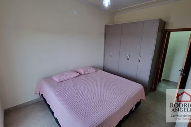 Casa &agrave; venda - 200m&sup2; - Residencial Jardim do Lago IV