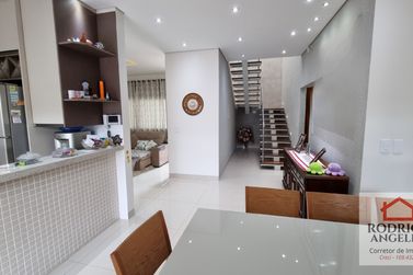Casa &agrave; venda - Residencial Jardim do Lago III