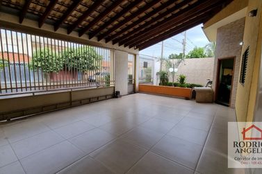 Casa &agrave; venda - 200m&sup2; - Residencial Jardim do Lago IV