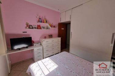 Casa &agrave; venda - Residencial Jardim do Lago III