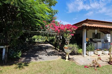 Ch&aacute;cara &agrave; venda - 20000m&sup2; - Chacaras na Altino Vaz de Mello