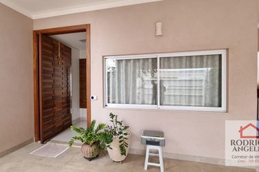 Casa &agrave; venda - Residencial Jardim do Lago III