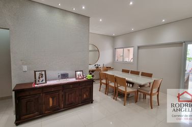 Casa &agrave; venda - Residencial Jardim do Lago III
