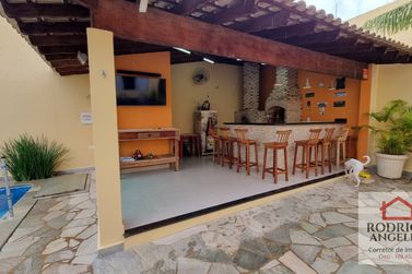 Casa &agrave; venda - 200m&sup2; - Residencial Jardim do Lago IV