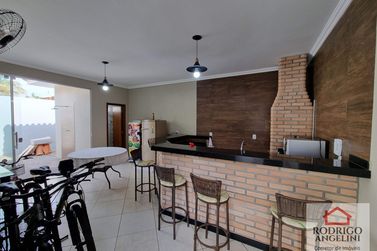 Casa &agrave; venda - Residencial Jardim do Lago III