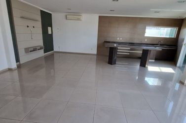 Casa &agrave; venda - 261m&sup2; - Parque Residencial Village